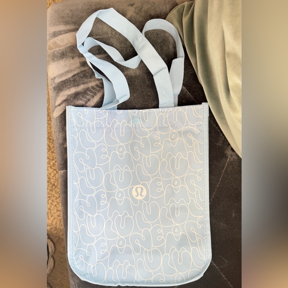 lululemon athletica Holiday Sky Blue Patterned Tote